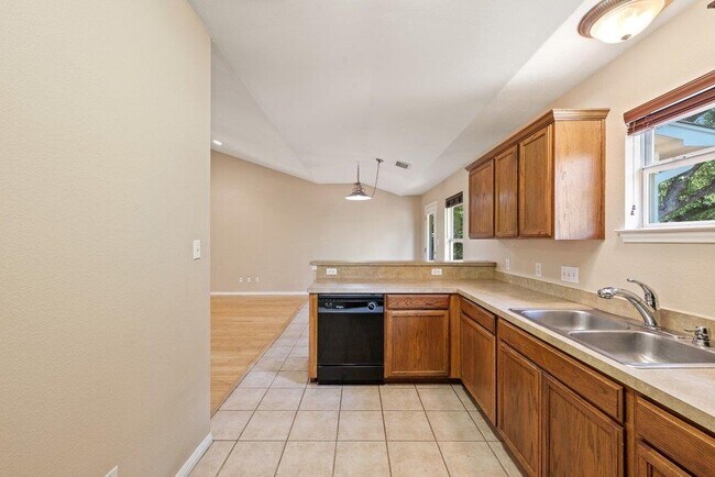 Foto del edificio - 5208 Sioux Ln