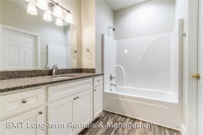 Building Photo - 3 br, 2 bath House - 1147 Caer Beris Court