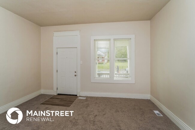 Foto del edificio - 2715 Garland Ave