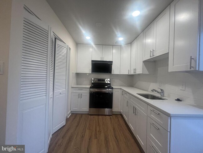 Foto del edificio - 1678 Westwind Way