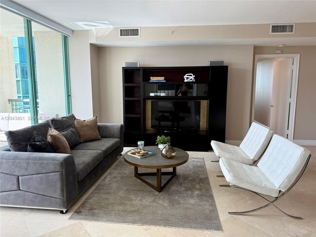 Foto del edificio - 3400 SW 27th Ave