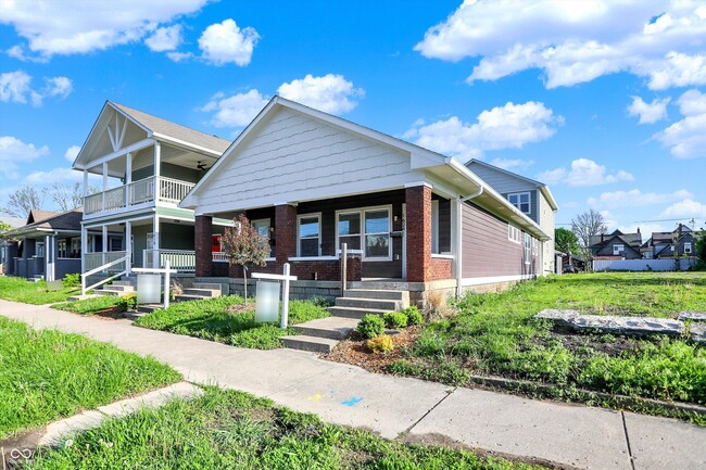 Building Photo - 1624 Prospect St