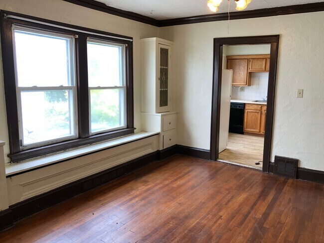 Foto del edificio - 4913 E 85th St