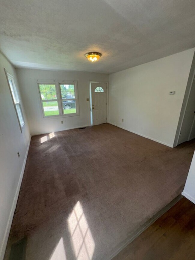 Foto del edificio - 2325 East Florida Street, Evansville, Indi...
