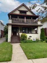 Building Photo - 157 Saranac Ave