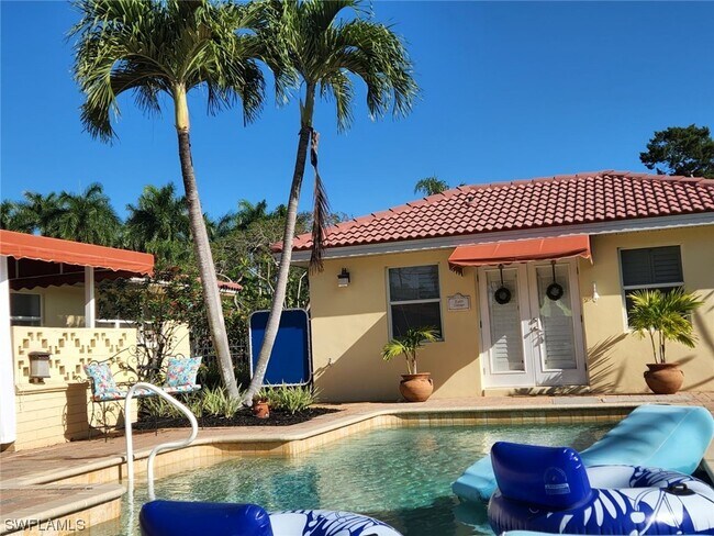 Foto del edificio - 3427 McGregor Blvd