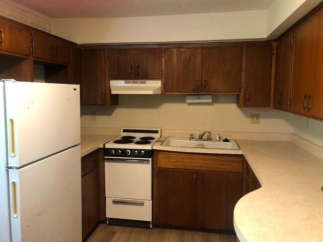 Foto del edificio - 1305-1305 Tracy Ln