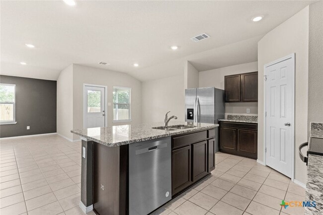 Building Photo - 4906 Karen Grn Dr