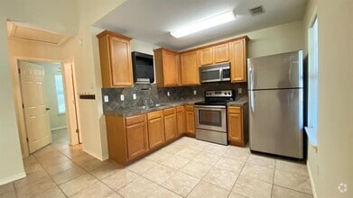 Building Photo - 10521 Tanyard Rd