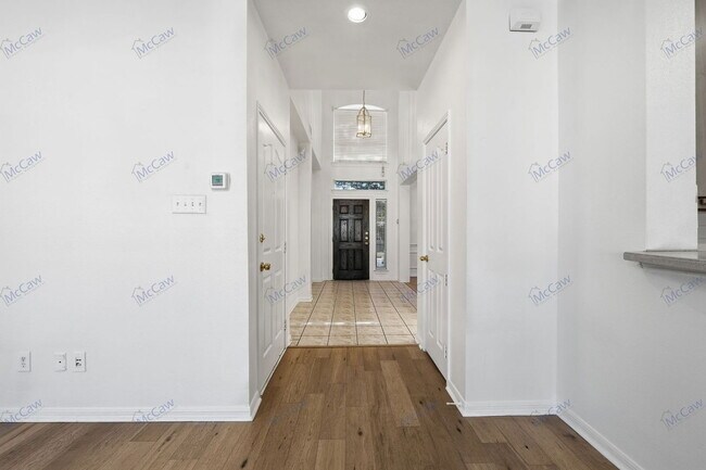 Building Photo - 3833 Tidball Dr