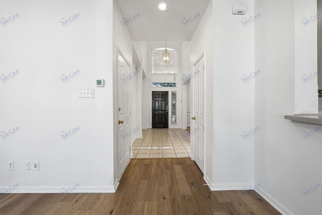 Foto del edificio - 3833 Tidball Dr