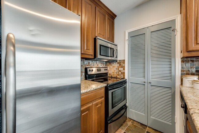 Building Photo - 4333 Bowser Avenue Unit#7, Dallas, Texas 7...