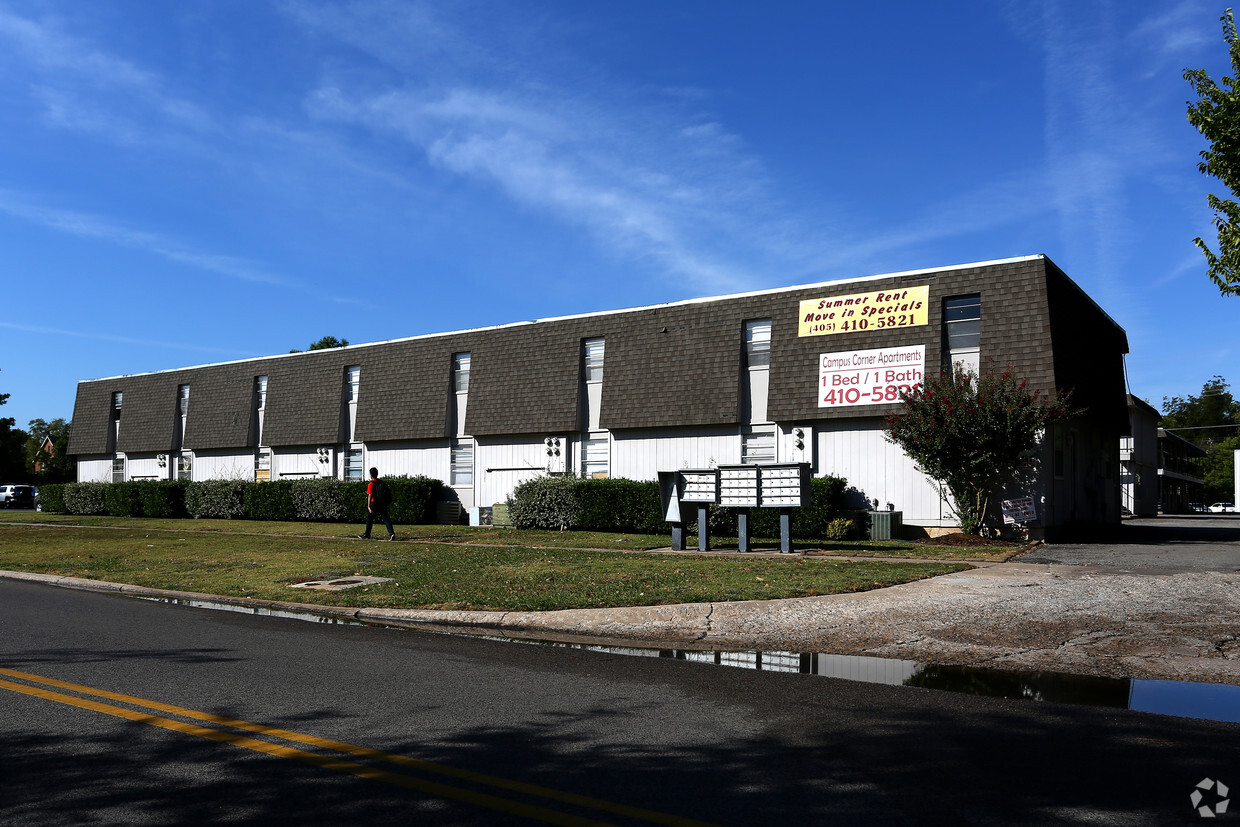 Primary Photo - Campus Corner Apartments