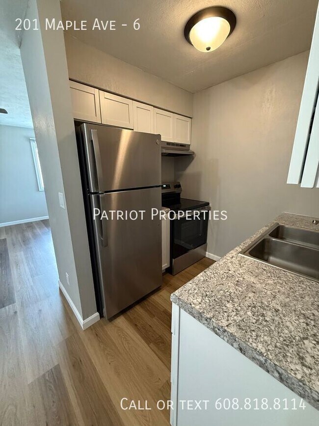 Building Photo - 201 Maple Ave