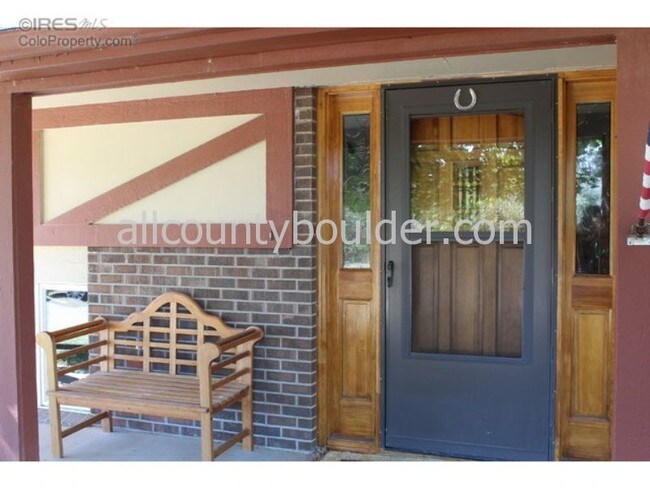 Foto del edificio - 6887 E County Line Rd