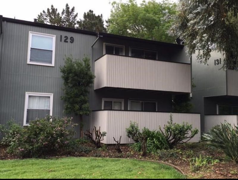Primary Photo - 129 Piccadilly Pl