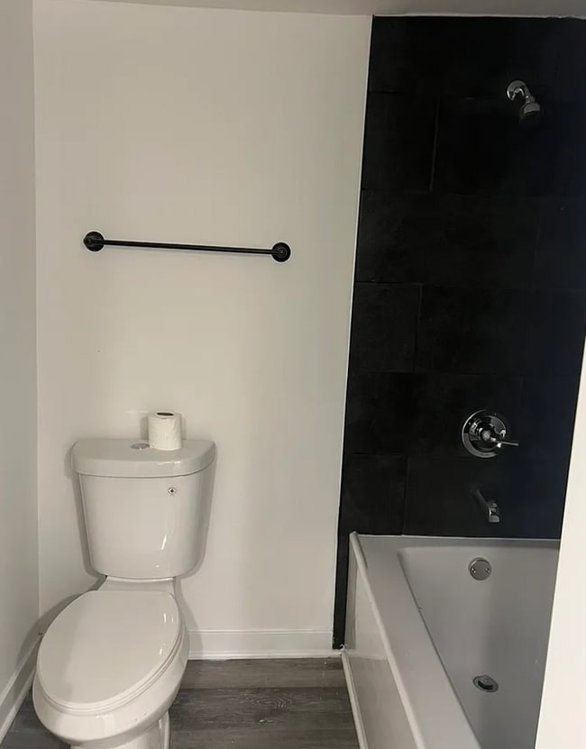 Foto del edificio - 2001 Hogback Rd