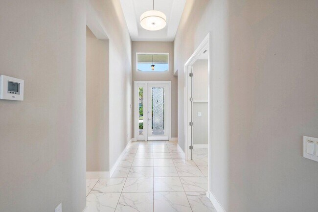 Foto del edificio - 15380 Blue River Rd