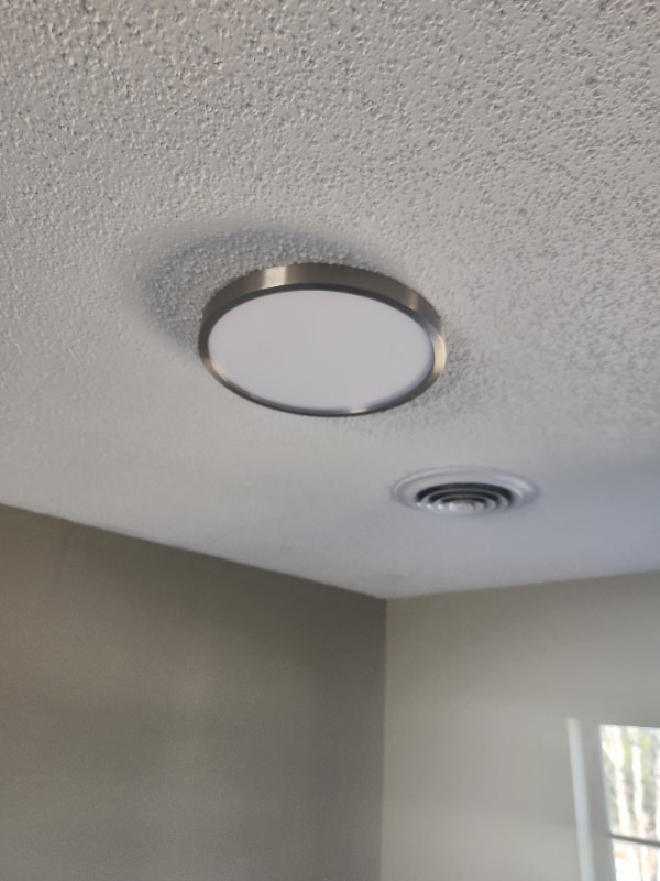 Foto del edificio - 196 Industrial Dr