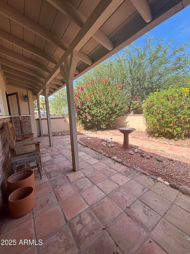 Foto del edificio - 6923 E Rancho Vista Dr