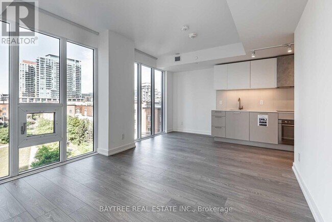 Photo du bâtiment - 19 Western Battery Rd