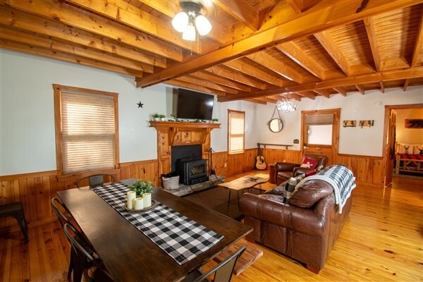 Foto del edificio - 328 Sharp Top Cir