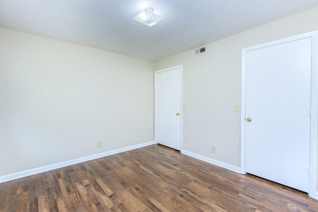 1 dormitorio/ 1 baño - The View at South Ridge Apartments