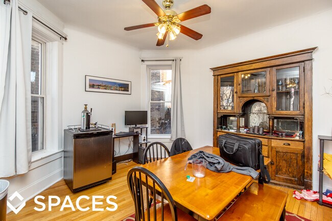 Foto del edificio - 3607 N Wilton Ave
