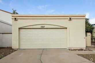 Building Photo - 19817 N 48th Dr