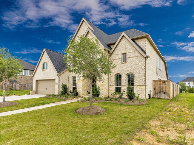 Foto del edificio - 5615 Logan Ridge Ln