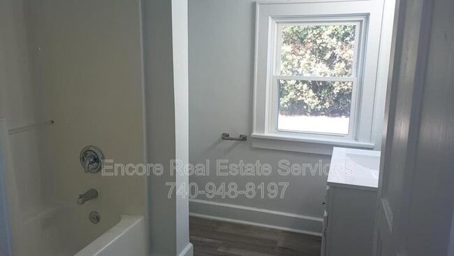 Building Photo - 120 S 21st St