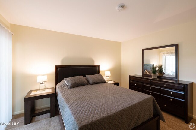 Foto del edificio - 2568 Western Ave