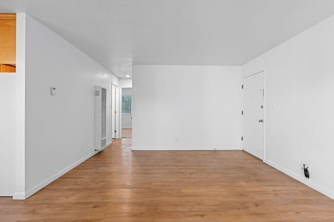 Foto del edificio - 802-816 Lincoln Avenue