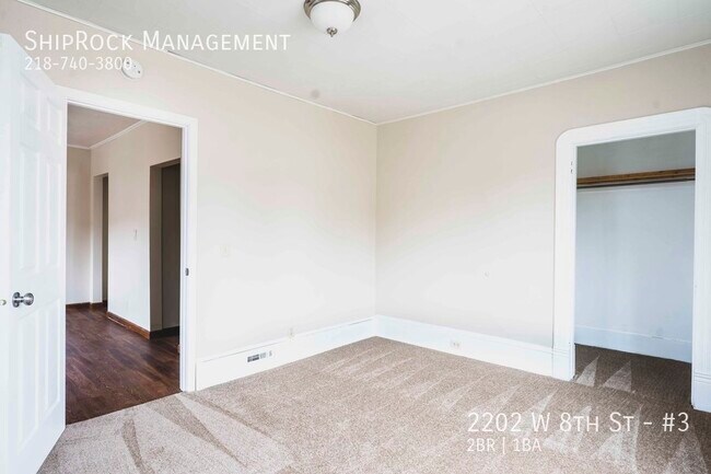 Foto del edificio - 2202 W 8th St