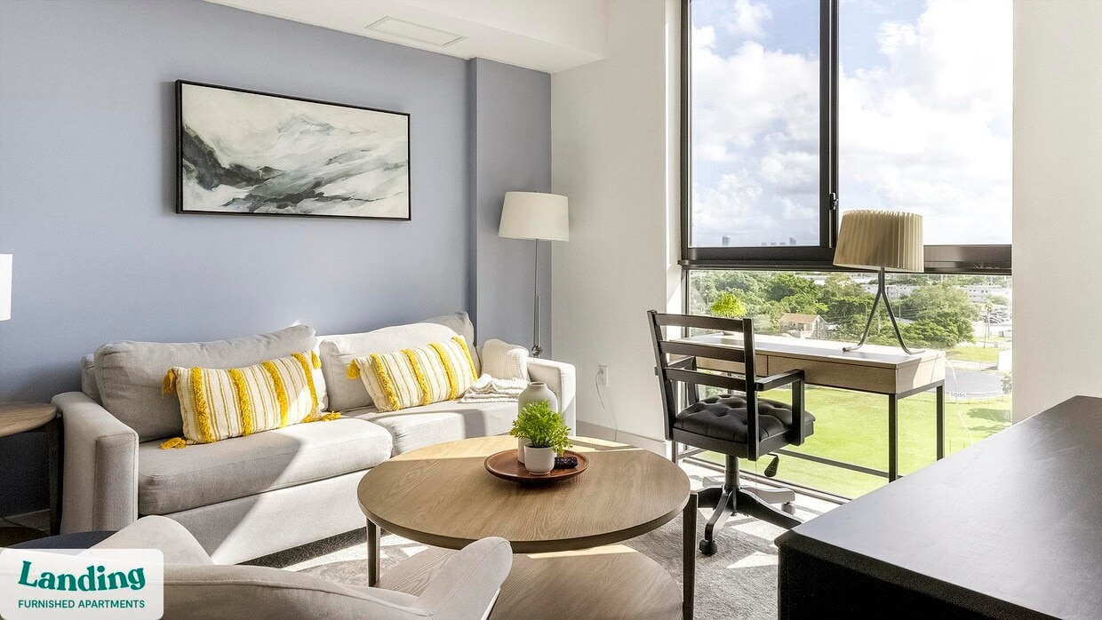 Primary Photo - 1155 NE 126th St