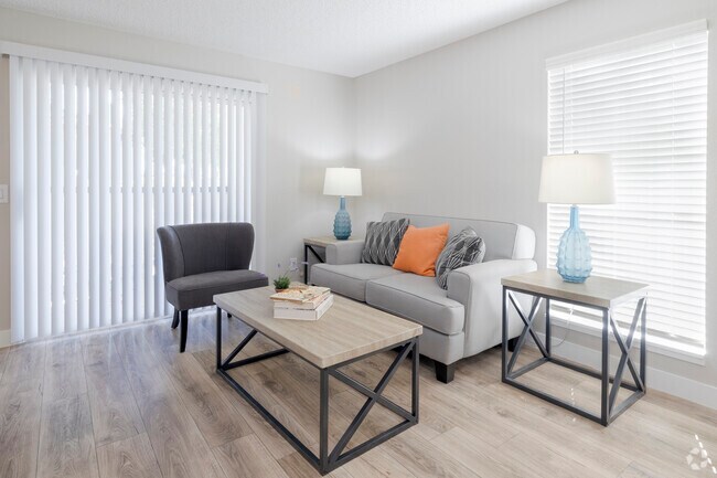 Interior Photo - Cobblestone