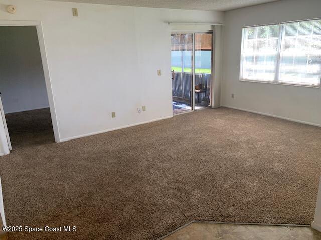 Building Photo - 927 Sonesta Ave NE