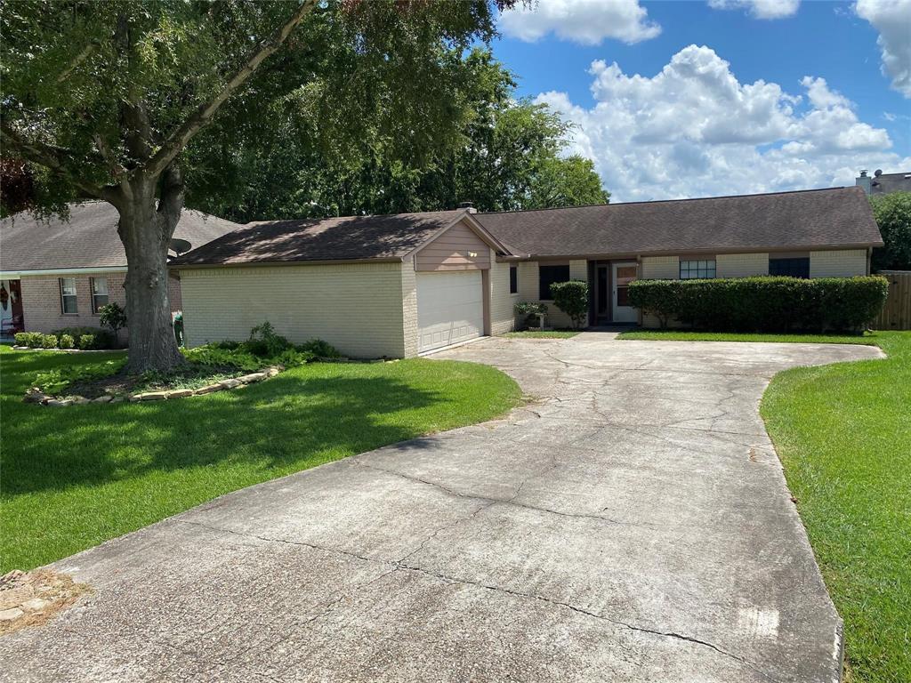 Primary Photo - 10813 Scenic Dr