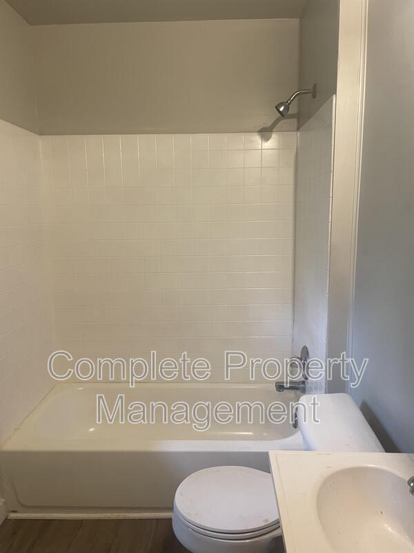 Foto del edificio - 4405 41st St N