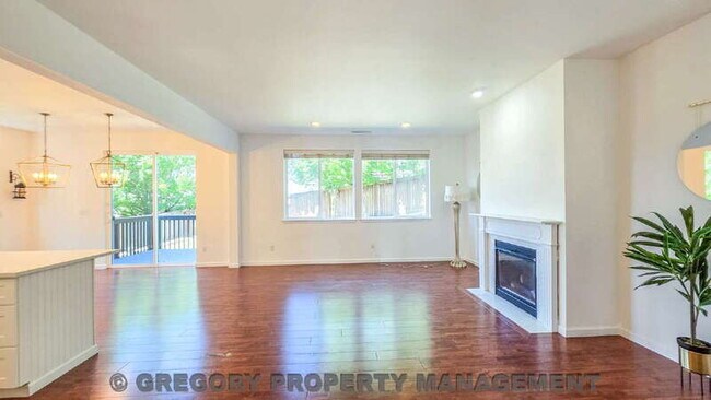 Foto del edificio - 4131 228th Pl SE