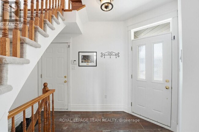 Photo du bâtiment - 1633 Marley Crescent