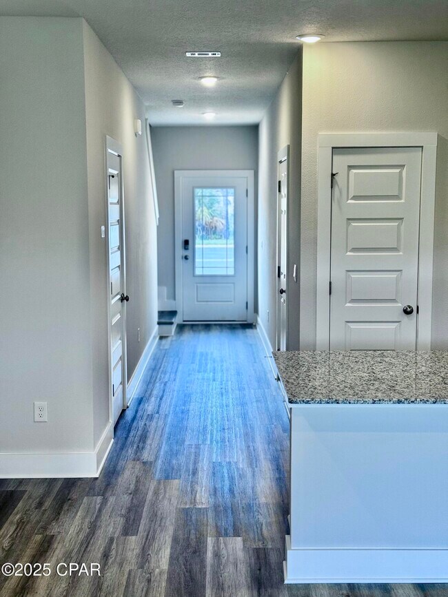 Foto del edificio - 205 Palmeras Marinas Ln