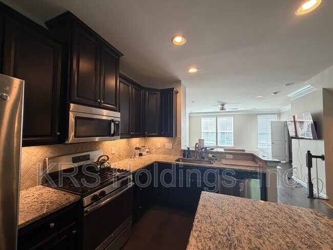Foto del edificio - 308 Covington Dr