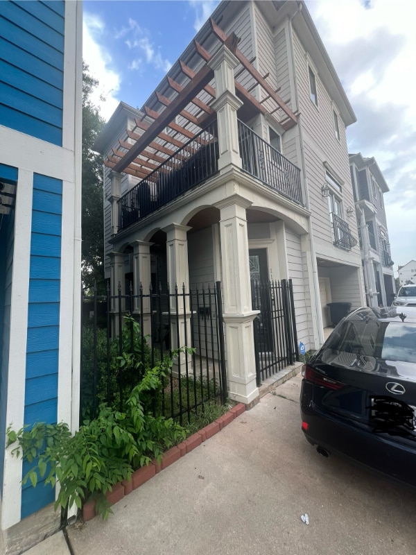 Primary Photo - 1126 W 23rd St
