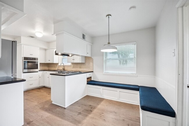 Building Photo - 12515 Woodthorpe Ln