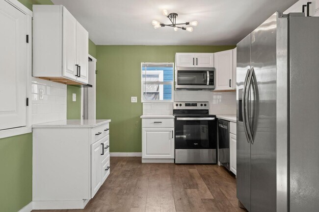 Building Photo - 1914 N Euclid Ave