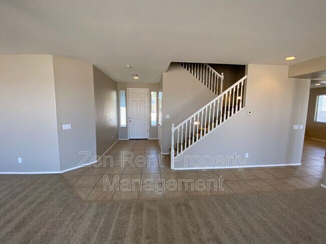 Foto del edificio - 36971 W Oliveto Ave