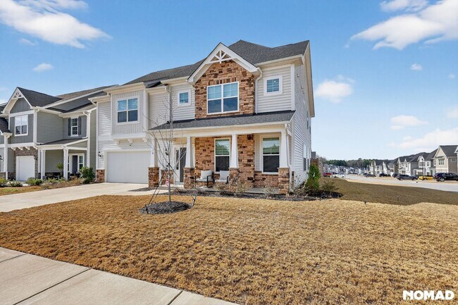 Building Photo - 18 S Maple Walk Dr