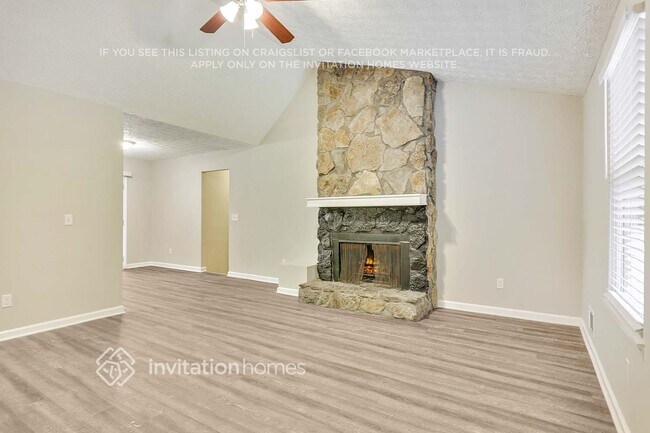 Foto del edificio - 4523 Housworth Dr