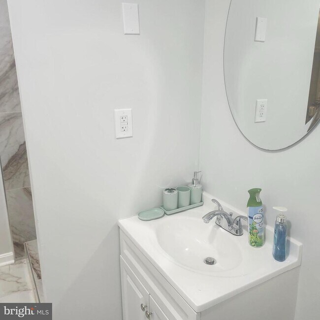 Foto del edificio - 2023 Whistling Duck Dr